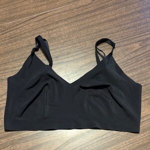 True and Co Large Black Triangle Bra